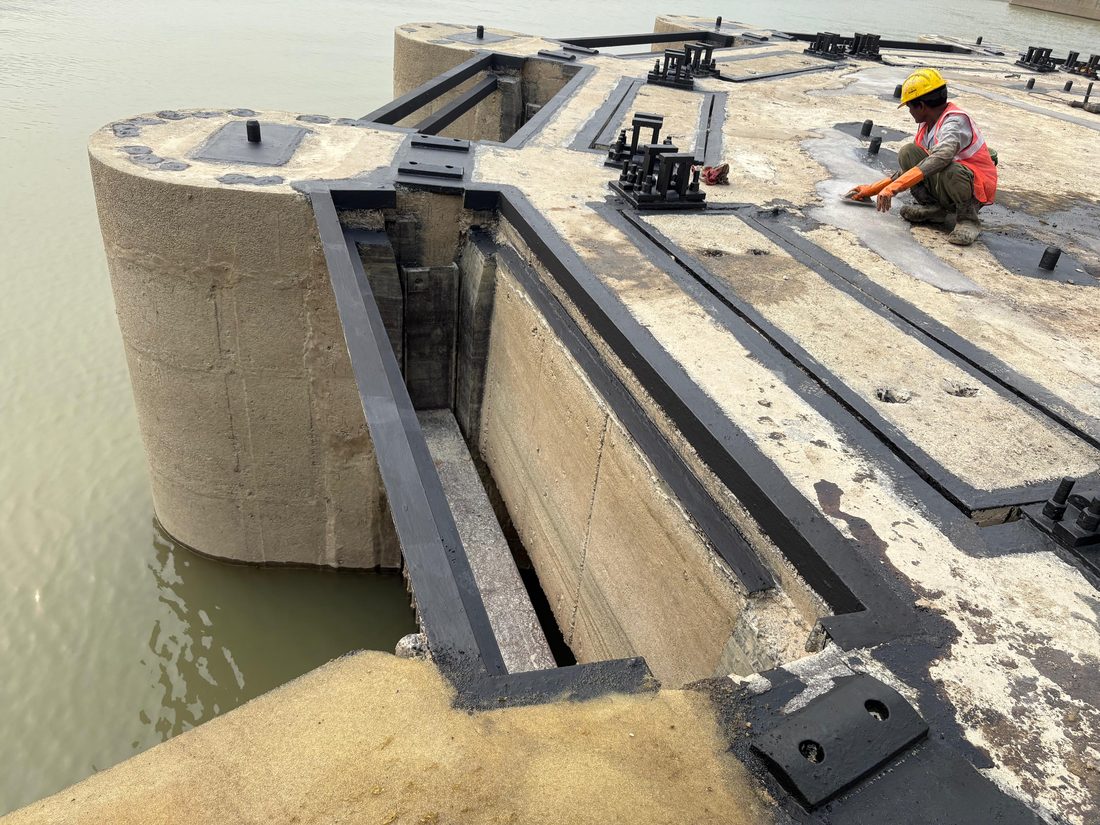 Tehri intake after epoxy treatment