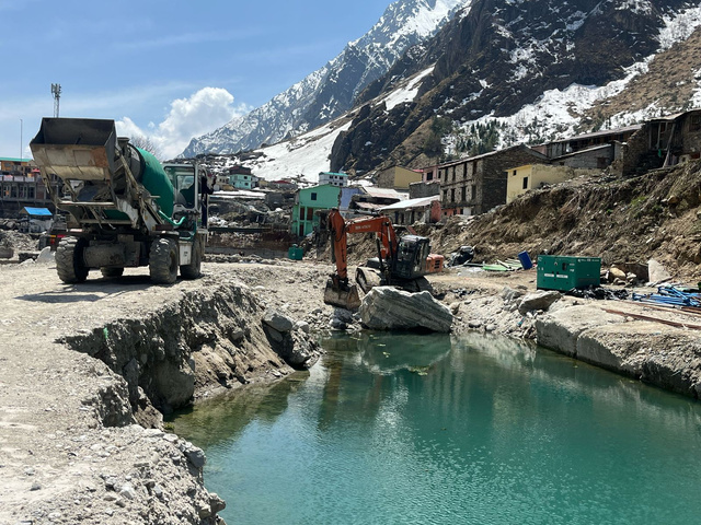 Badrinath Dham Riverfront