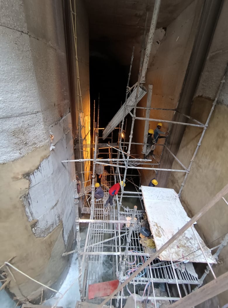 Repaired Gate Groove